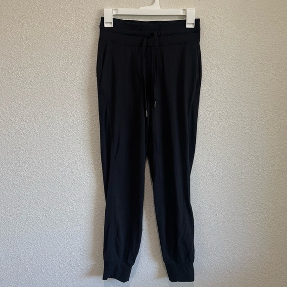 Lululemon Ready To Rulu Jogger Womens 4 Black High Rise Tapered Soft Stretch - Picture 1 of 6